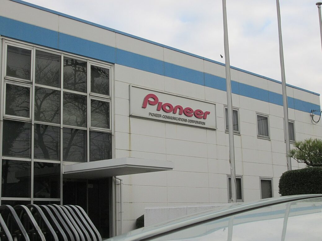 Pioneer plans to invest in and form a business alliance with CerebrumX