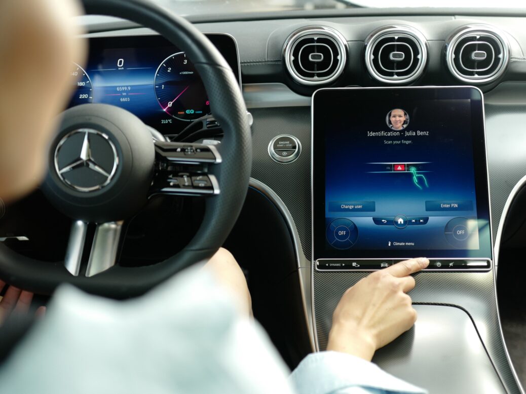 Mercedes-Benz partners with Mastercard to introduce native in-car payments at the point of sale